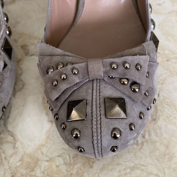 Pura Lopez Suede Block Heel Studded Pumps - Picture 8 of 12